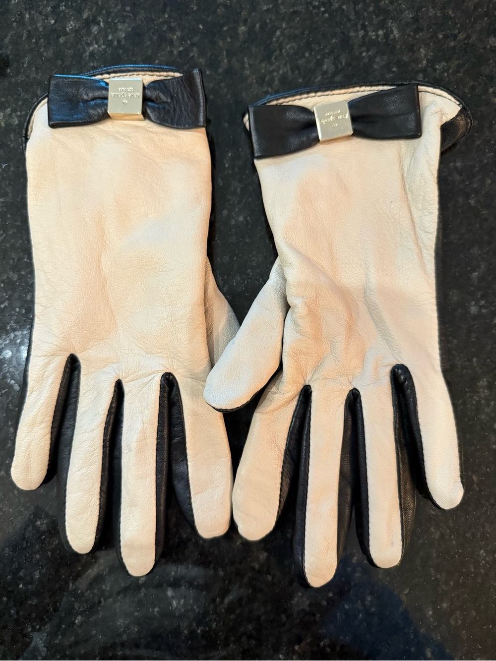 kate spade Two-Tone Leather Bow Gloves in Black and Cream